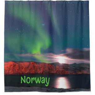 Skandinavische Nordlichter - Rote Klippen Duschvorhang