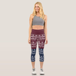 Skandinavische Ornamente auf blauen, bordeauxfarbe Capri Leggings
