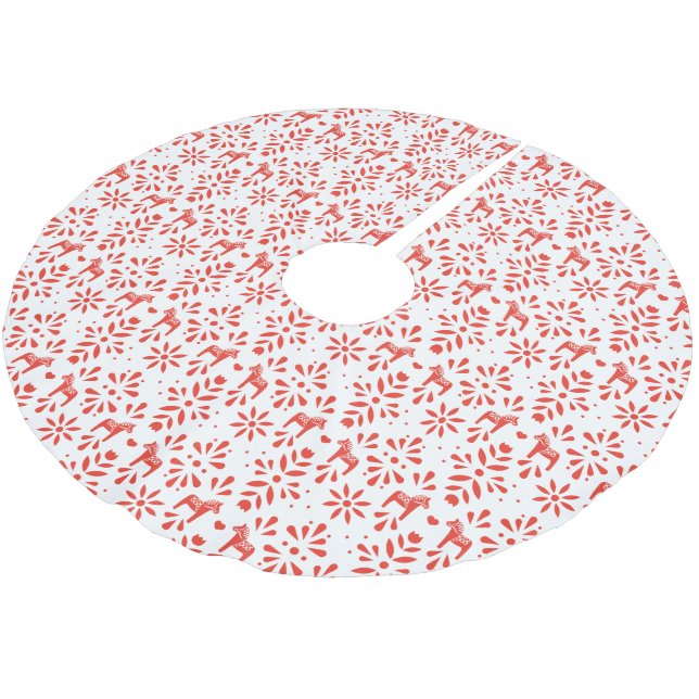 Skandinavisches Muster aus Rot und Weiß Dala Polyester Weihnachtsbaumdecke (Schrägansicht)