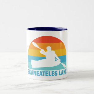Skaneateles Lake New York Kayak Zweifarbige Tasse