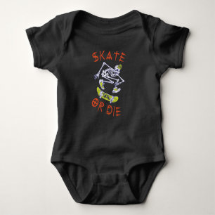 Skate oder die Skeleton-Skateboarder Baby Strampler