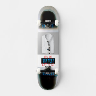 SKATEBOARD 