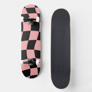 Skateboard À damiers rose et noir