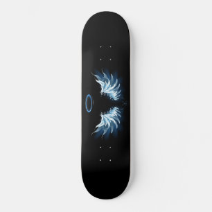Skateboard Ailes d'angle brillant bleu sur arrière - plan noi