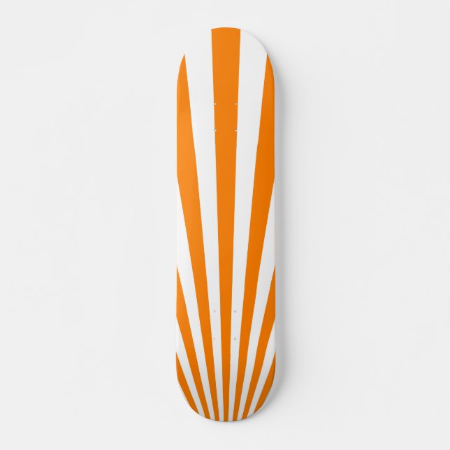Skateboard Arrière - plan de rayons de soleil orange rétro (Devant)