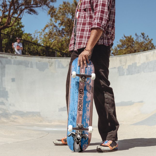 Skateboard aus verwittertem Holz (Außenbereich2)
