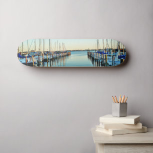Skateboard Bateaux à la marina par Shirley Taylor