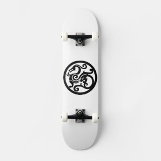 Skateboard Black and White Dragon