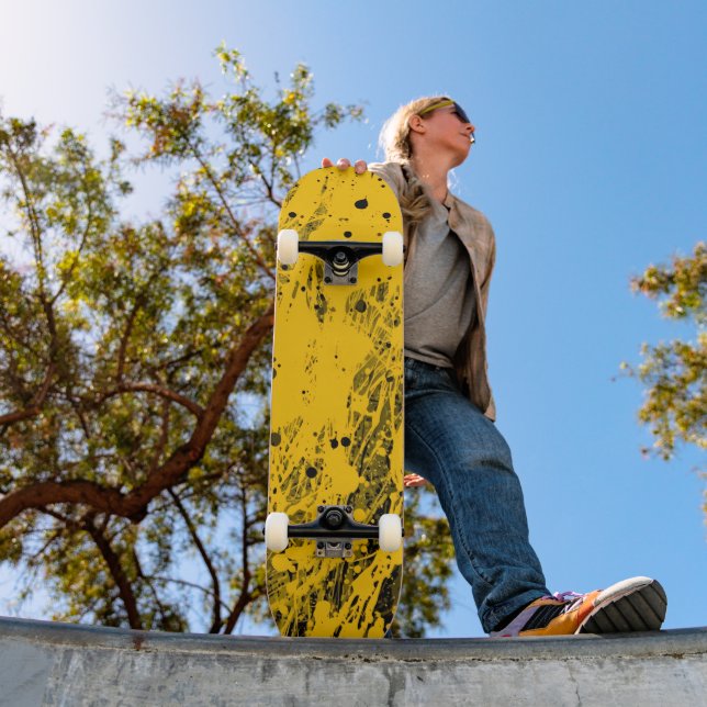 Skateboard Black and Yellow Paint Splashes (Extérieur 1)