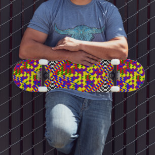 Skateboard Broken Cube par Kenneth Yoncich