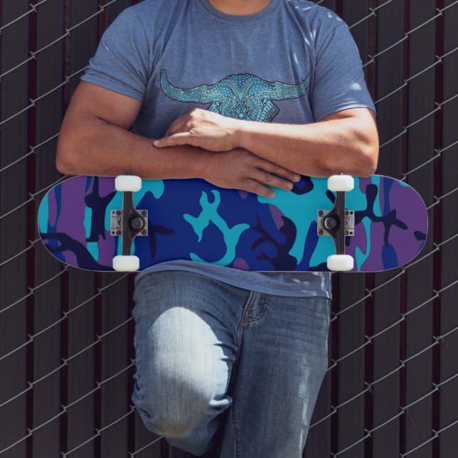 Skateboard Camouflage bleu foncé et violet (Extérieur 3)