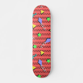 Skateboard cerfs-volants, étoiles, triangles et lignes courbe