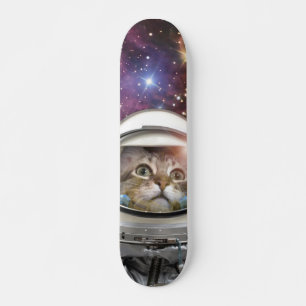 Skateboard Chat Cosmonaut