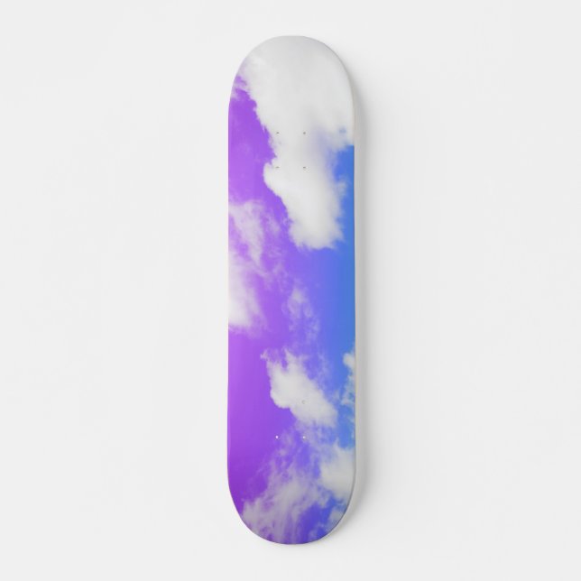 Skateboard Ciel de nuages bleu pourpre (Devant)