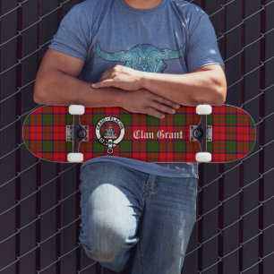 Skateboard Clan Grant Tartan et Insigne de crête