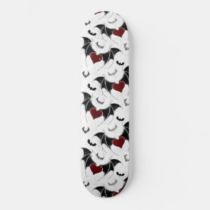 Skateboard Coeur d'Halloween avec ailes de chauve-souris noir