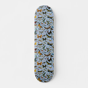 Skateboard Collage des papillons de nuit et des papillons de