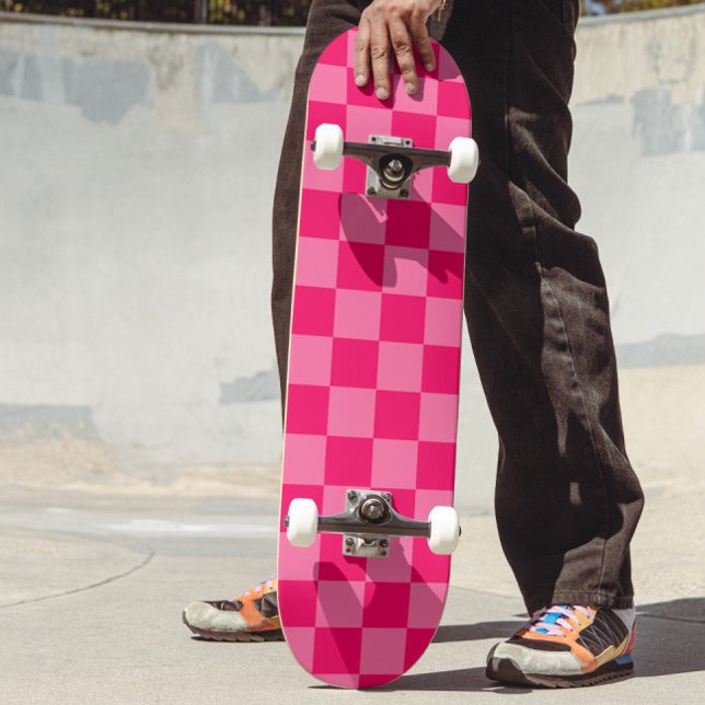 Skateboard Conception du Motif du vérificateur rose clair et  (Créateur téléchargé)