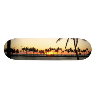 Skateboard Conseil de coucher du soleil de Kona