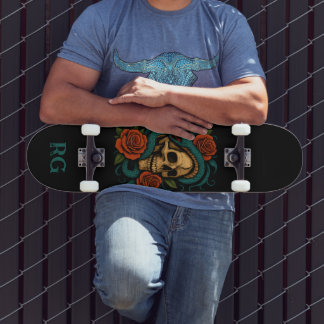 Skateboard Crâne et serpent avec monogramme
