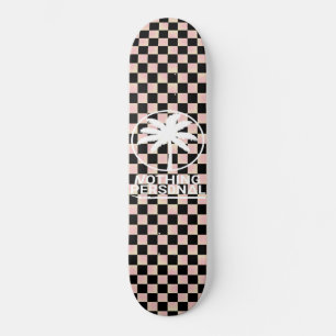 Skateboard Dégradé noir et rose à carreaux