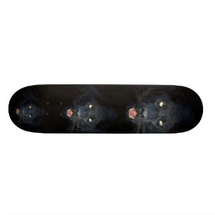 Skateboard des schwarzen Panthers