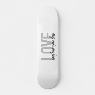 Skateboard Design moderne, simple et cool de Love Indianapoli