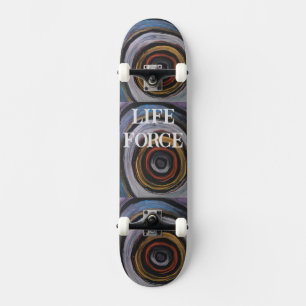 SKATEBOARD DESIGN VON KÜNSTLER PAULA REILLY.