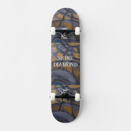 SKATEBOARD DESIGN VON KÜNSTLER PAULA REILLY