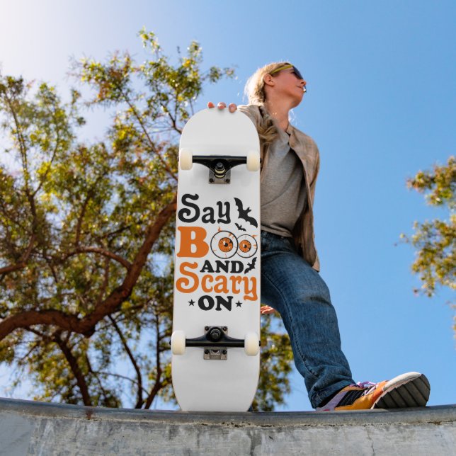 SKATEBOARD DITES BOO (Extérieur 1)