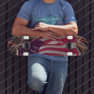 Skateboard Drapeau américain et feux d'artifice