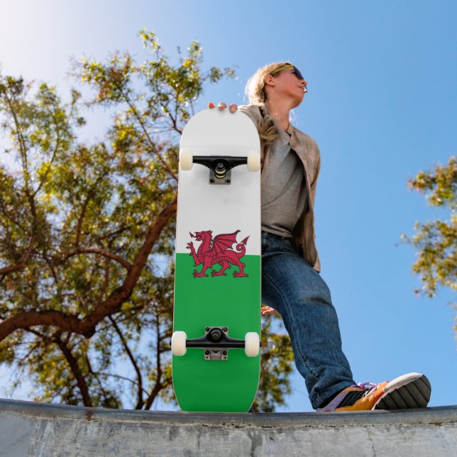 Skateboard Drapeau celtique du Dragon rouge du Pays de Galles (Extérieur 1)