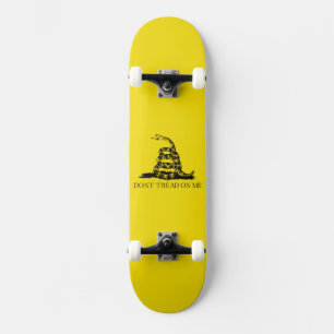 Skateboard Drapeau de crotale de Gadsden : Guerre révolutionn