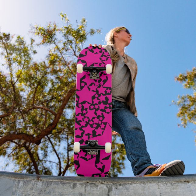 Skateboard Ebb et flux 2 en Magenta et noir (Extérieur 1)