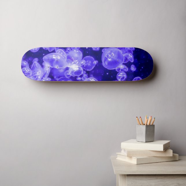 Skateboard Écran de méduse marine éclatant (Art mural (Horz))