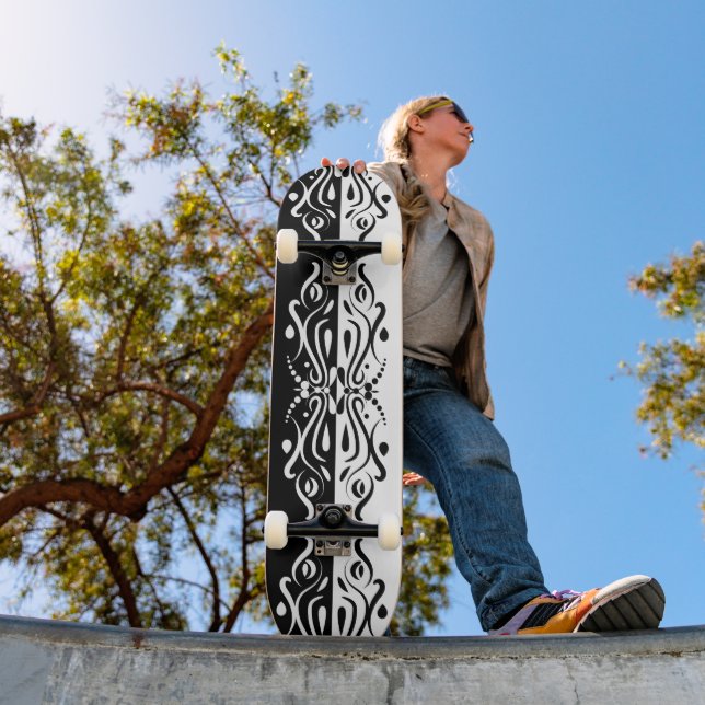 Skateboard Élégant style arlequin Abstrait noir et blanc (Extérieur 1)
