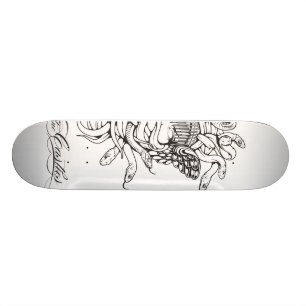 Skateboard Escrocs et noyau 2 de méduse de châteaux