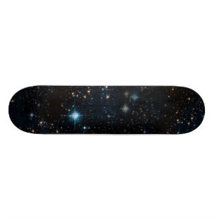 Skateboard Espacé faites de la planche à roulettes
