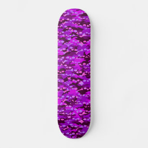 Skateboard für lila Camouflage