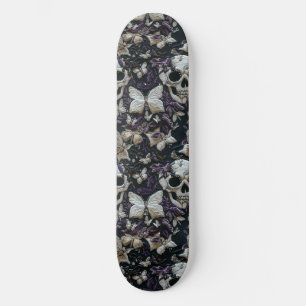 Skateboard gothique noir pourpre crânes et papillo