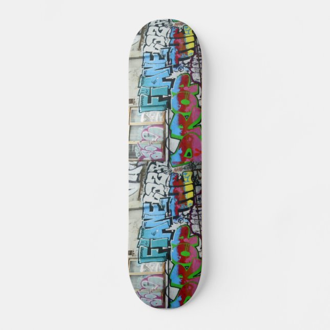Skateboard Graffiti (Recto)