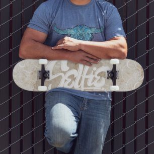 Skateboard Graffiti blanc tourbillonnant Selfie Street Art Le