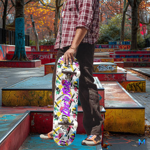 Skateboard Graffiti néon avec la devise violette « Live to Ri