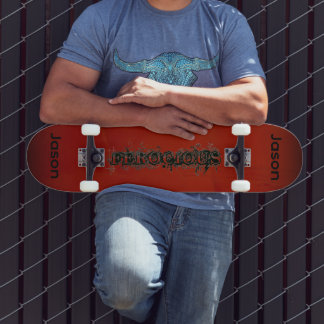 Skateboard Graphique Grunge Sombre Ombre Rouge Féroce