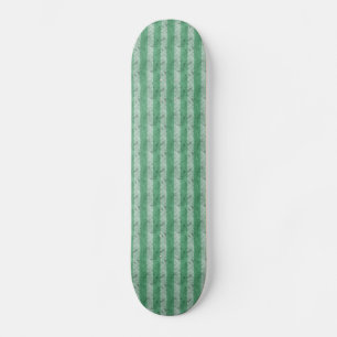 Skateboard Grungy Grat Green Stripes