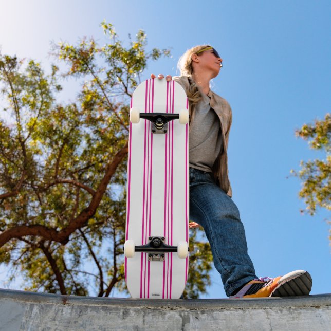 Skateboard HAMbWG blanc et rose de planche à roulettes (Extérieur 1)