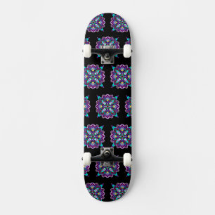 Skateboard Jolie couleur violet Mandala Mystique