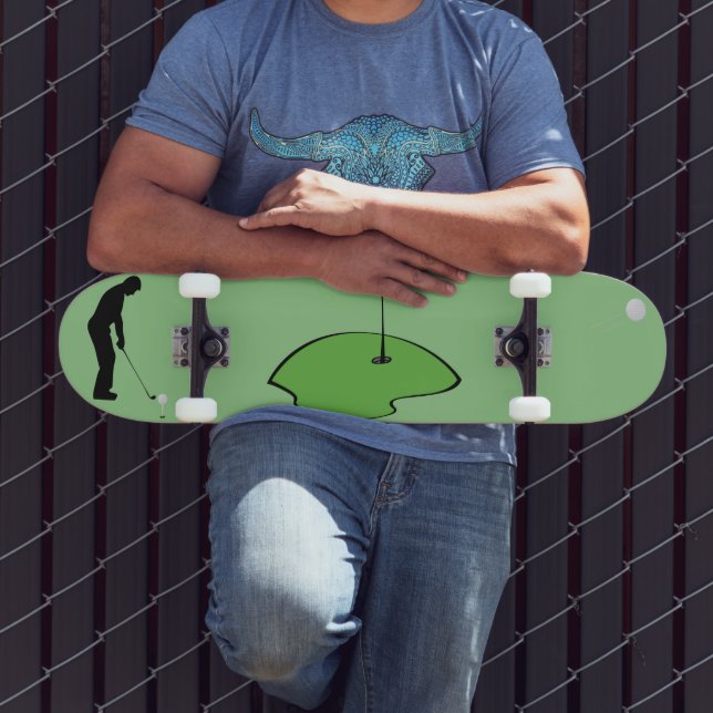 Skateboard jouer au golf, (Extérieur 3)