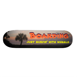 Skateboard Juste Surfin avec des roues