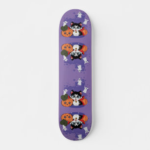 Skateboard Kawaii compte Huskula avec citrouilles et fantômes